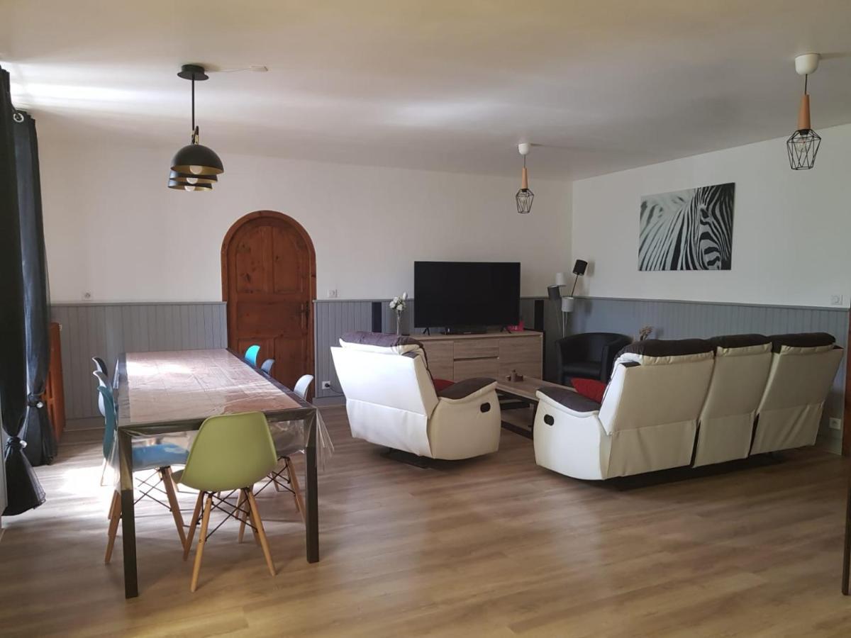 Maison D'Hotes "La Pierre Pointue" Saint-Leons ภายนอก รูปภาพ