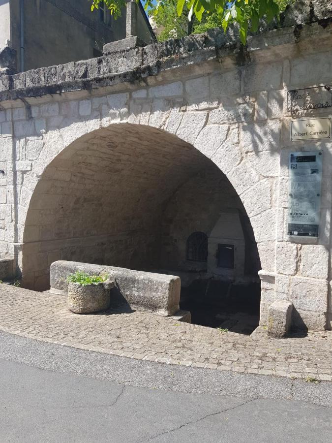 Maison D'Hotes "La Pierre Pointue" Saint-Leons ภายนอก รูปภาพ