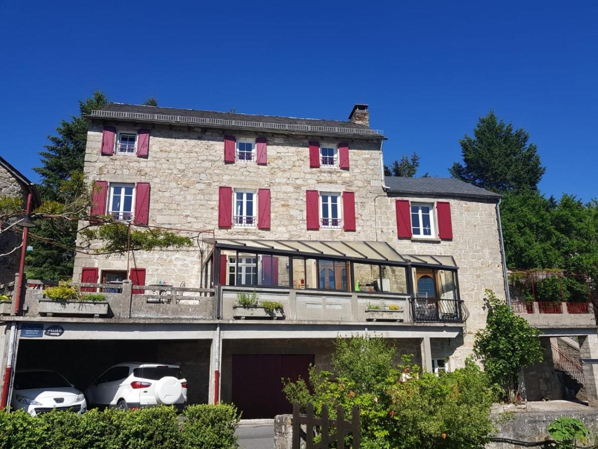 Maison D'Hotes "La Pierre Pointue" Saint-Leons ภายนอก รูปภาพ