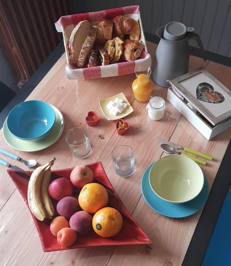 Maison D'Hotes "La Pierre Pointue" Saint-Leons ภายนอก รูปภาพ