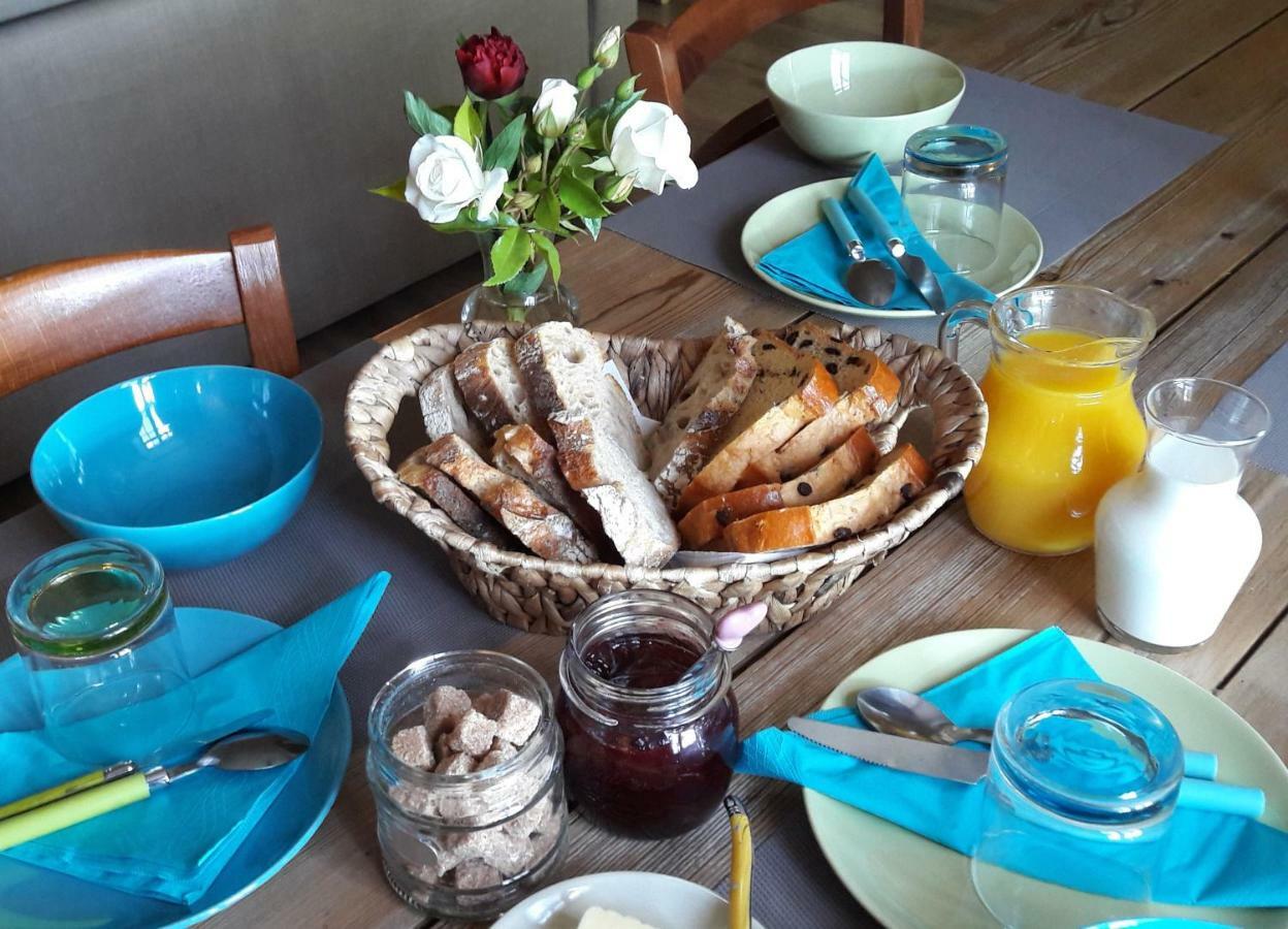 Maison D'Hotes "La Pierre Pointue" Saint-Leons ภายนอก รูปภาพ